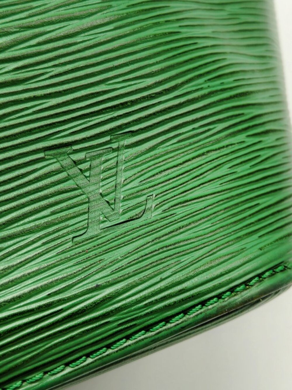 Louis Vuitton Green Epi Leather Noe Bucket Shoulder Bag LV Vintage - Picture 7 of 15